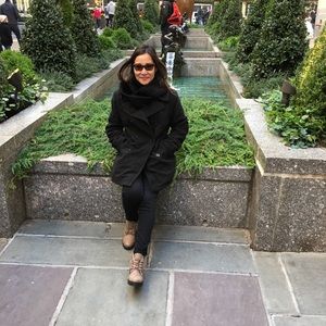 Meet your Posher, Ali